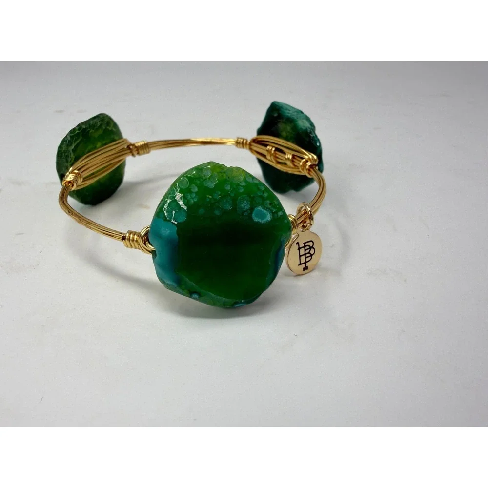 Bourbon & Boweties Green Agate Gold Wire Wrapped Bangle Bracelet Stone Trio